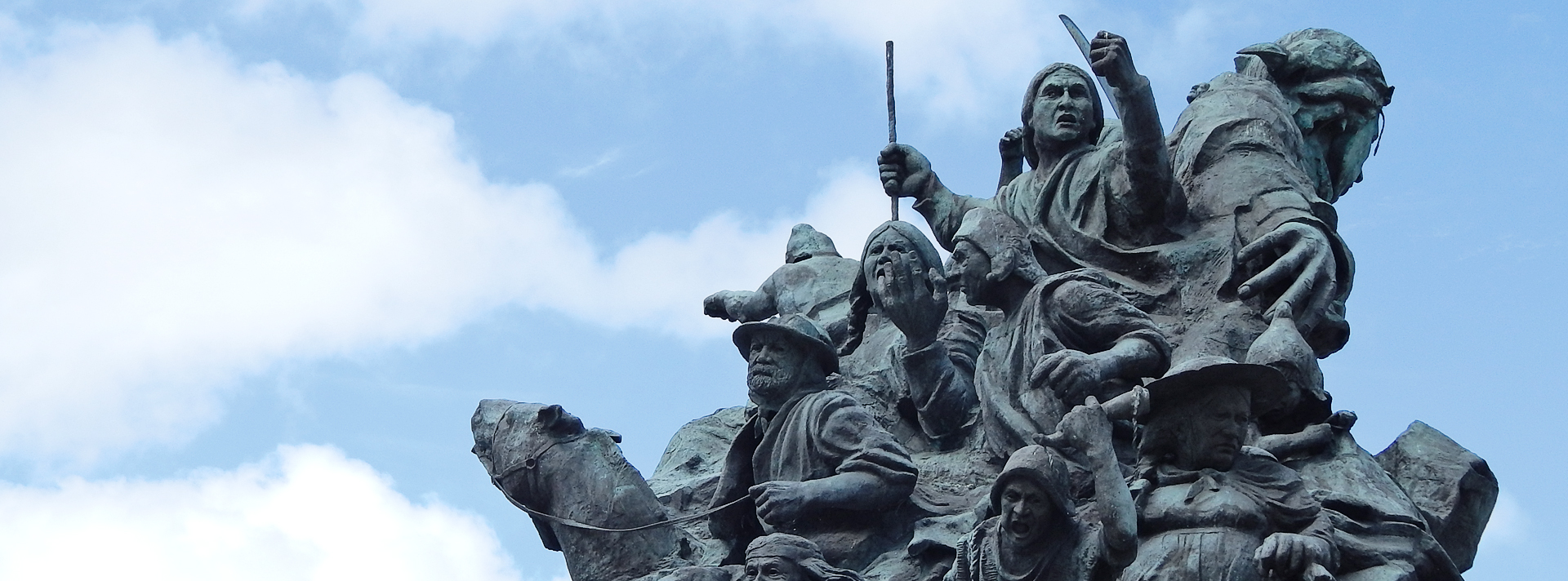 Juana Azurduy | espalda | 24M 2023 | DemCom Juana Azurduy | espalda | 24M 2023 | DemCom